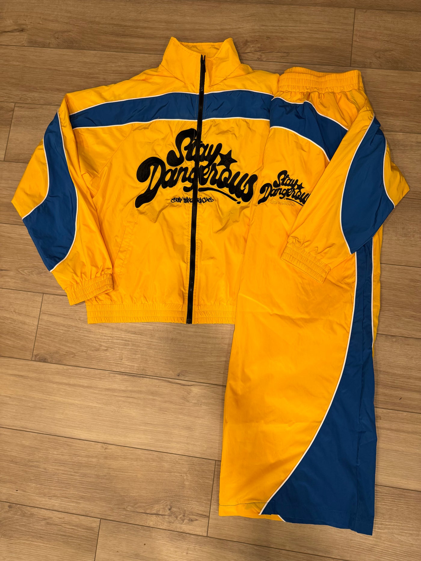SD Nylon Suit (YLW/BLU)